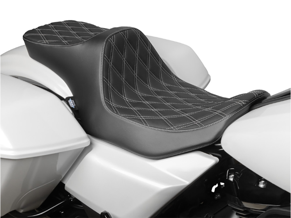 Predator 3, 2up Dual Seat with Silver Double Diamond Lattice Stitch. Fits CVO Touring 2023up, Street Glide & Road Glide 2024up, Touring 2025up - Image 3