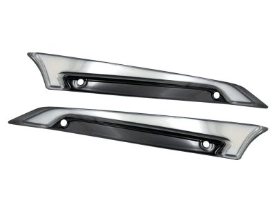 LED FusionFX Windshield Trim - Smoke Lens, Black Housing. With Amber Turn, White Run. Fits Road Glide 2015-2023