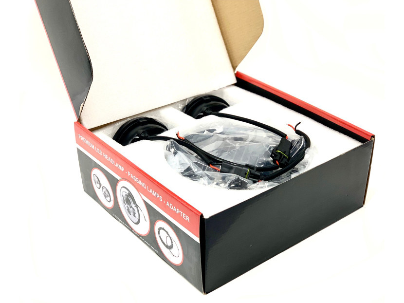 7in. HeadLight & 4.5in. Passing Lamps (2) Insert Bundle - Black. Fits H-D with 7in. Headlights & 4.5in. Passing Lamps. - Image 3